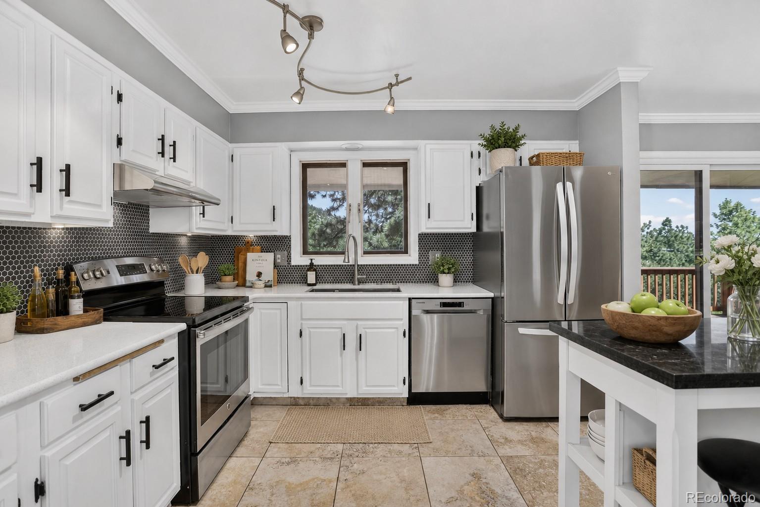MLS Image #13 for 6417  high drive,morrison, Colorado