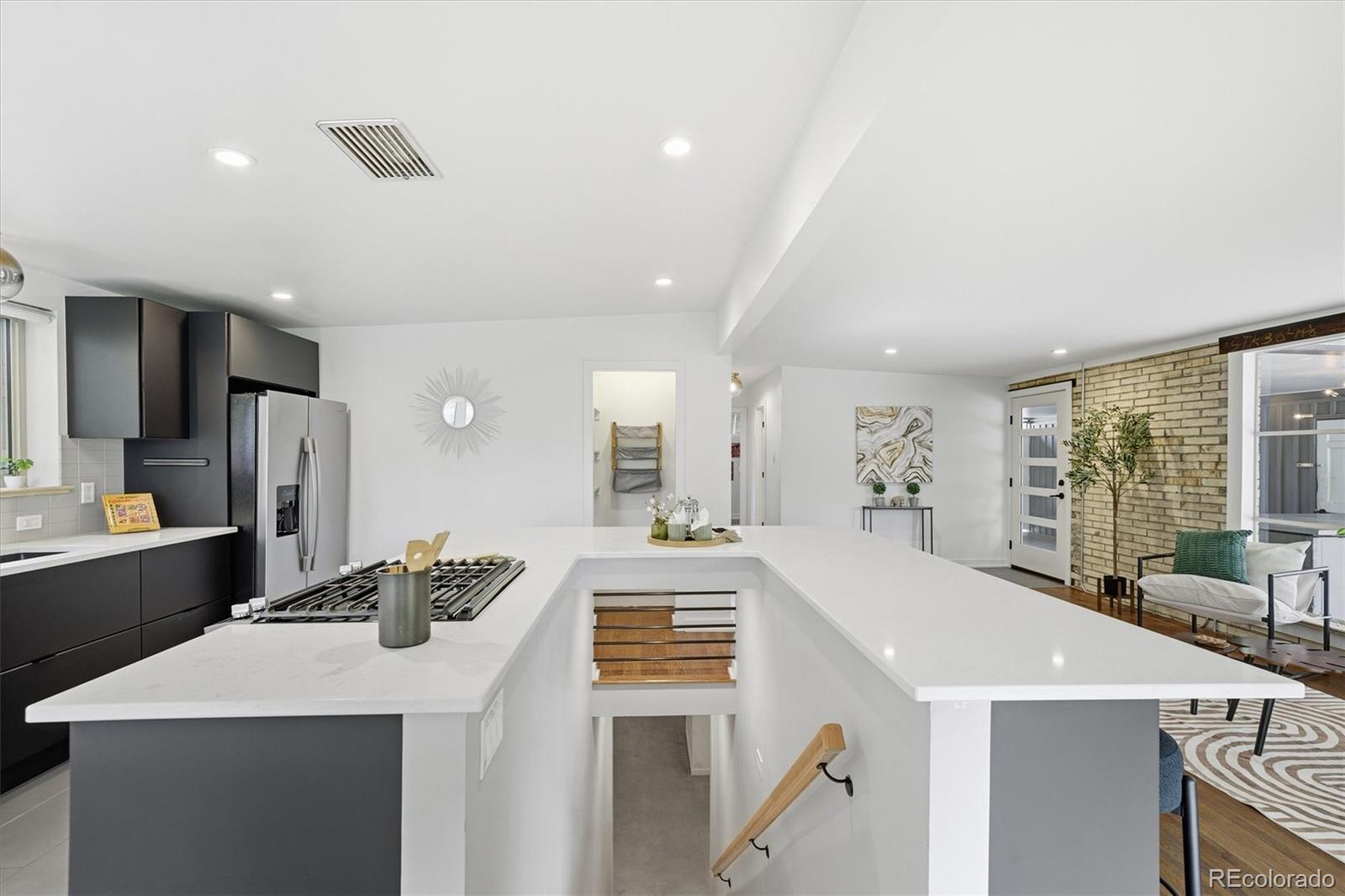 MLS Image #14 for 1317 s chase street,lakewood, Colorado