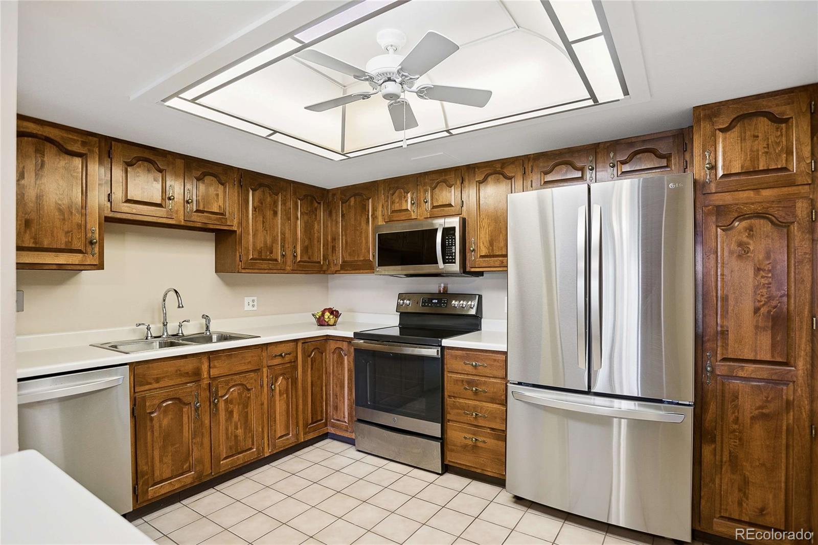 MLS Image #8 for 13931 e marina drive 414,aurora, Colorado
