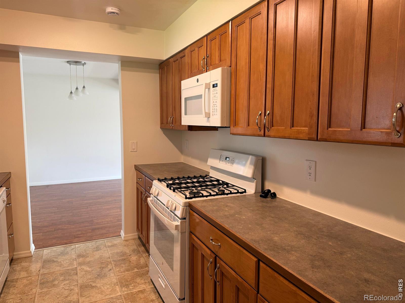 MLS Image #7 for 2065  bennington circle,fort collins, Colorado