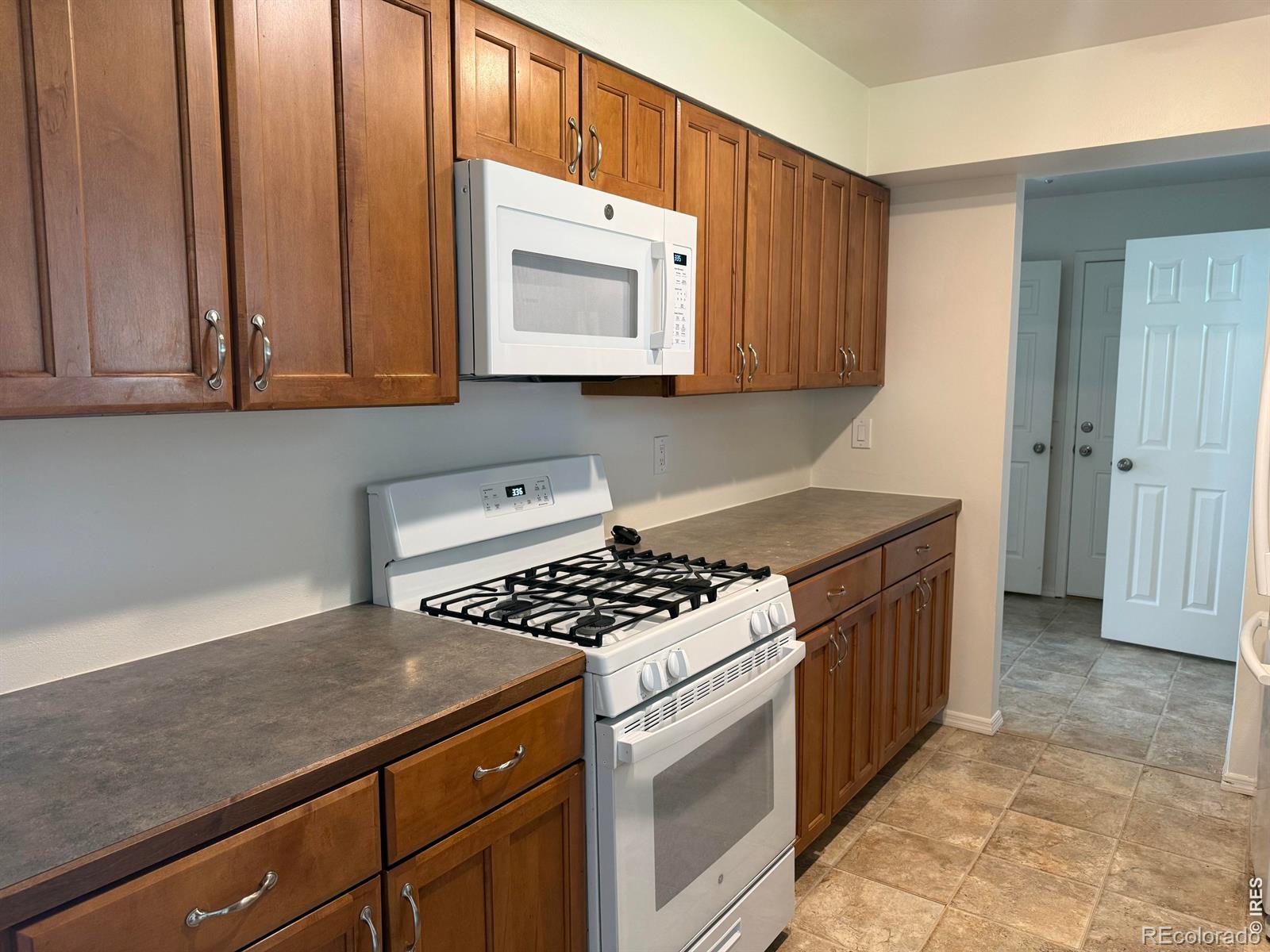 MLS Image #9 for 2065  bennington circle,fort collins, Colorado