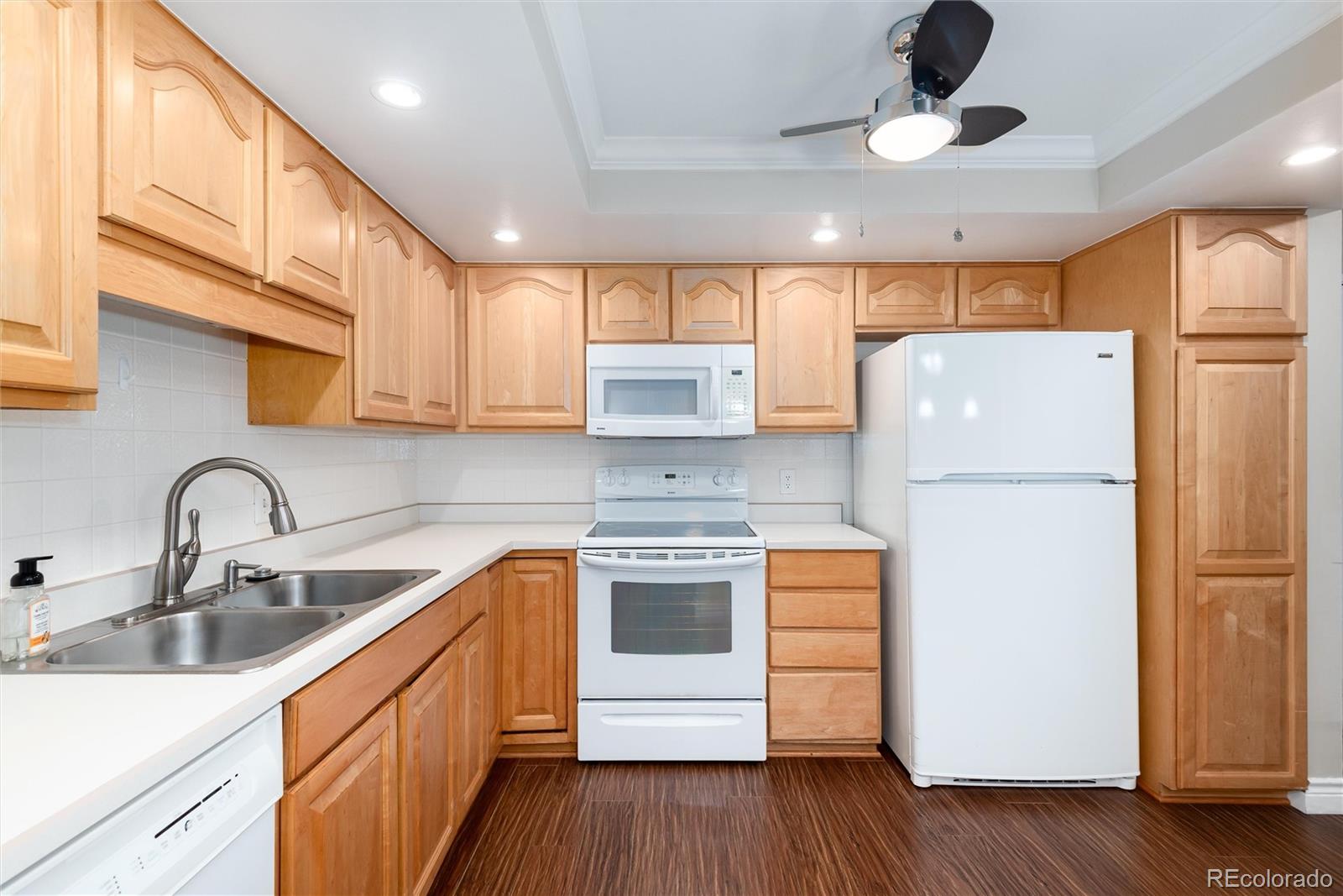 MLS Image #2 for 14300 e marina drive,aurora, Colorado
