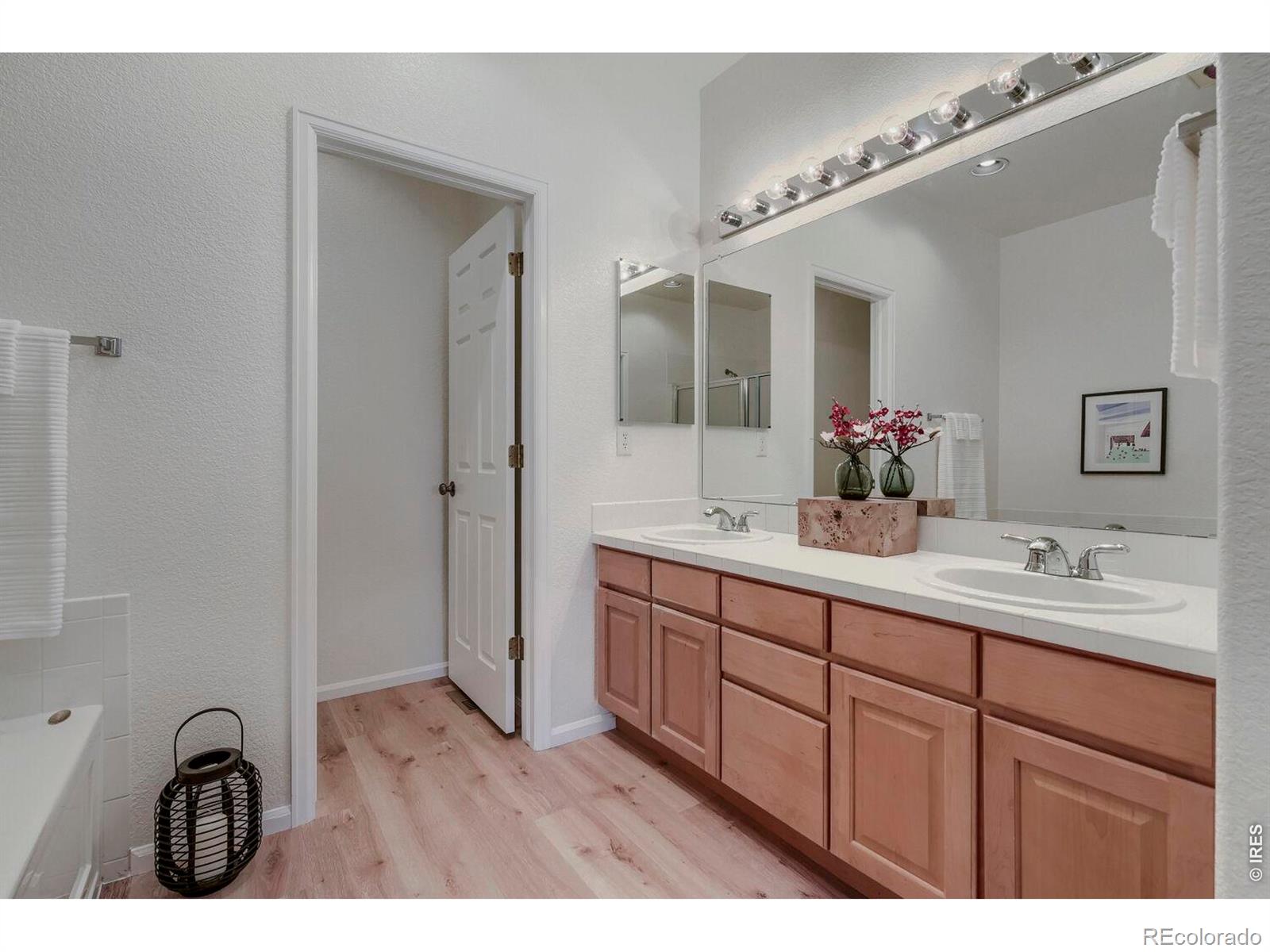 MLS Image #11 for 13662  boulder point,broomfield, Colorado