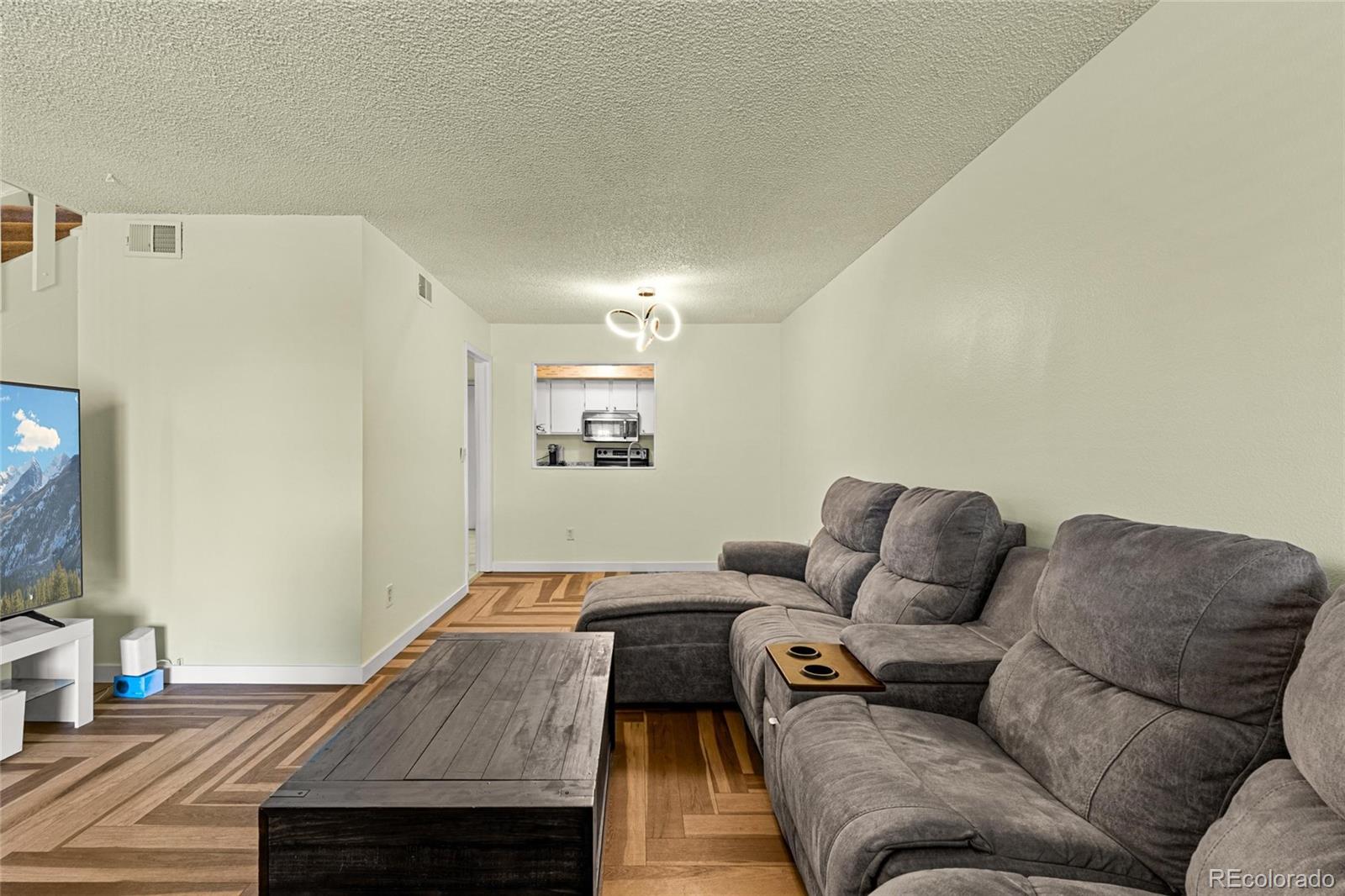 MLS Image #12 for 3550 s harlan street,denver, Colorado