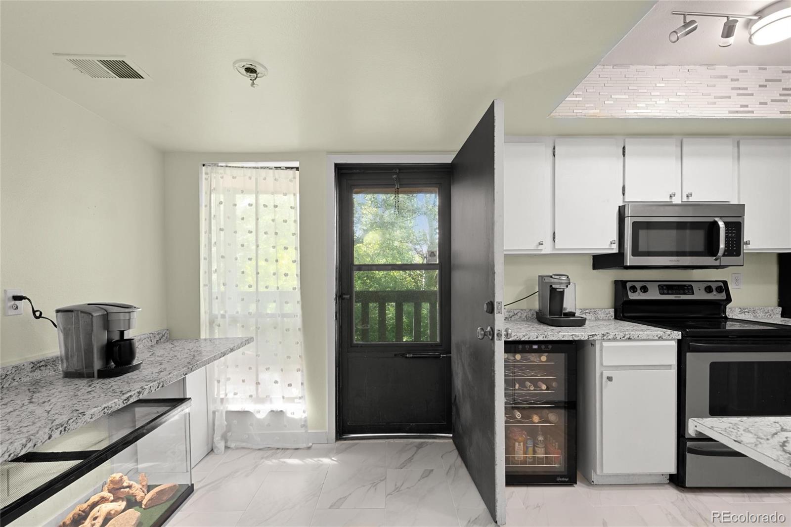 MLS Image #3 for 3550 s harlan street,denver, Colorado