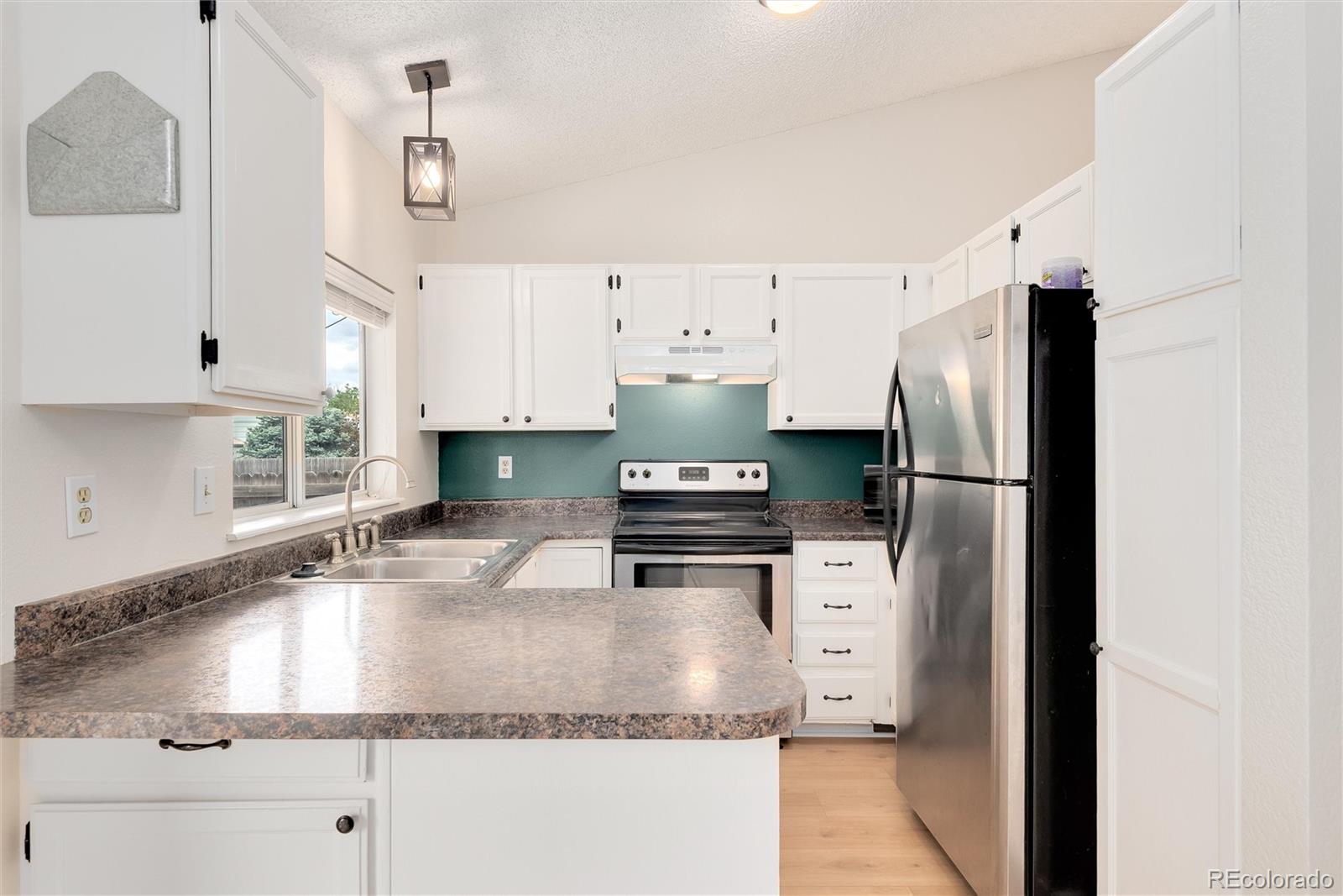 MLS Image #13 for 19034 e carmel circle,aurora, Colorado
