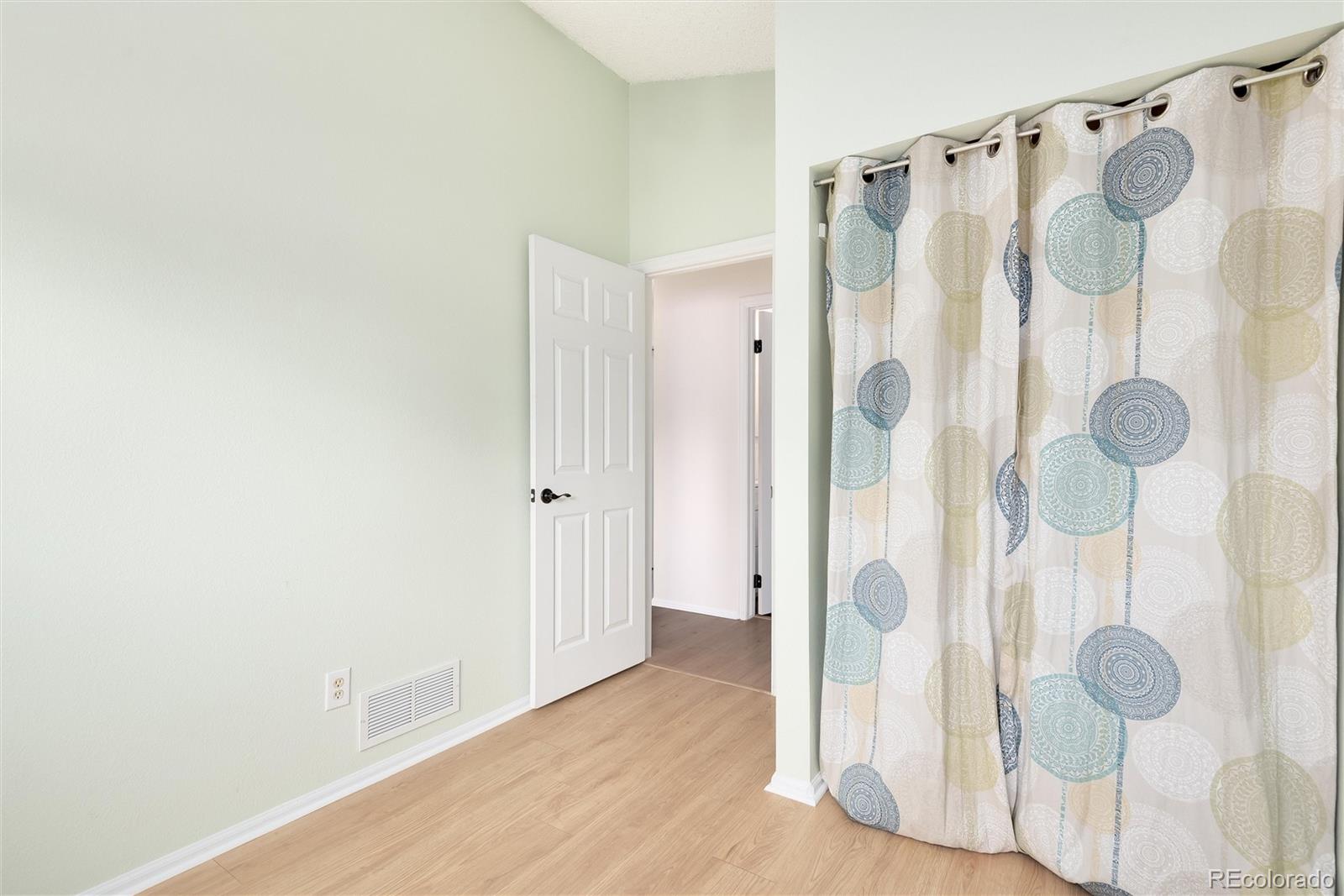 MLS Image #25 for 19034 e carmel circle,aurora, Colorado