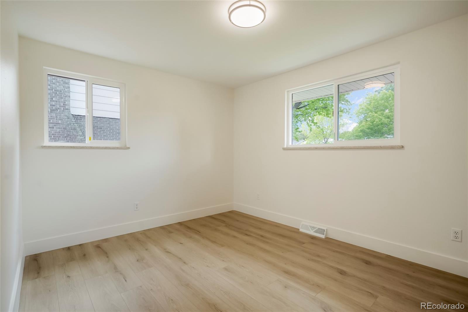 MLS Image #14 for 2116 s yukon street,lakewood, Colorado