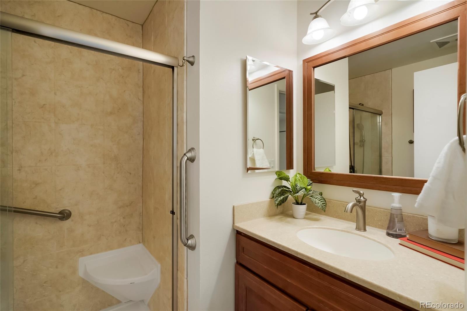 MLS Image #15 for 2116 s yukon street,lakewood, Colorado