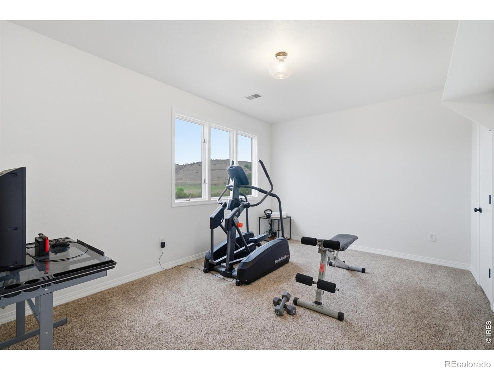 MLS Image #29 for 840 s county road 27 ,berthoud, Colorado