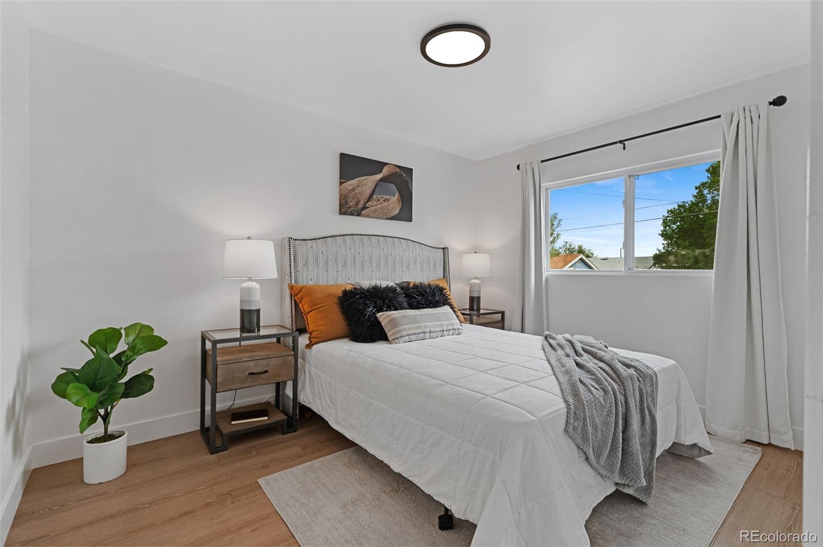 MLS Image #11 for 3980 s hazel court,englewood, Colorado