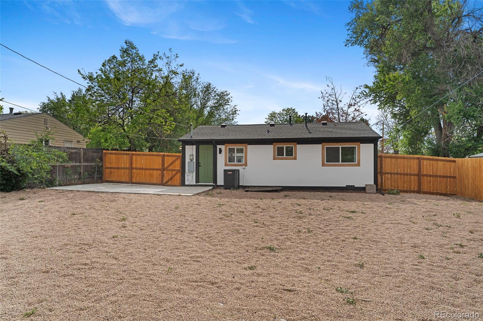 MLS Image #18 for 3980 s hazel court,englewood, Colorado