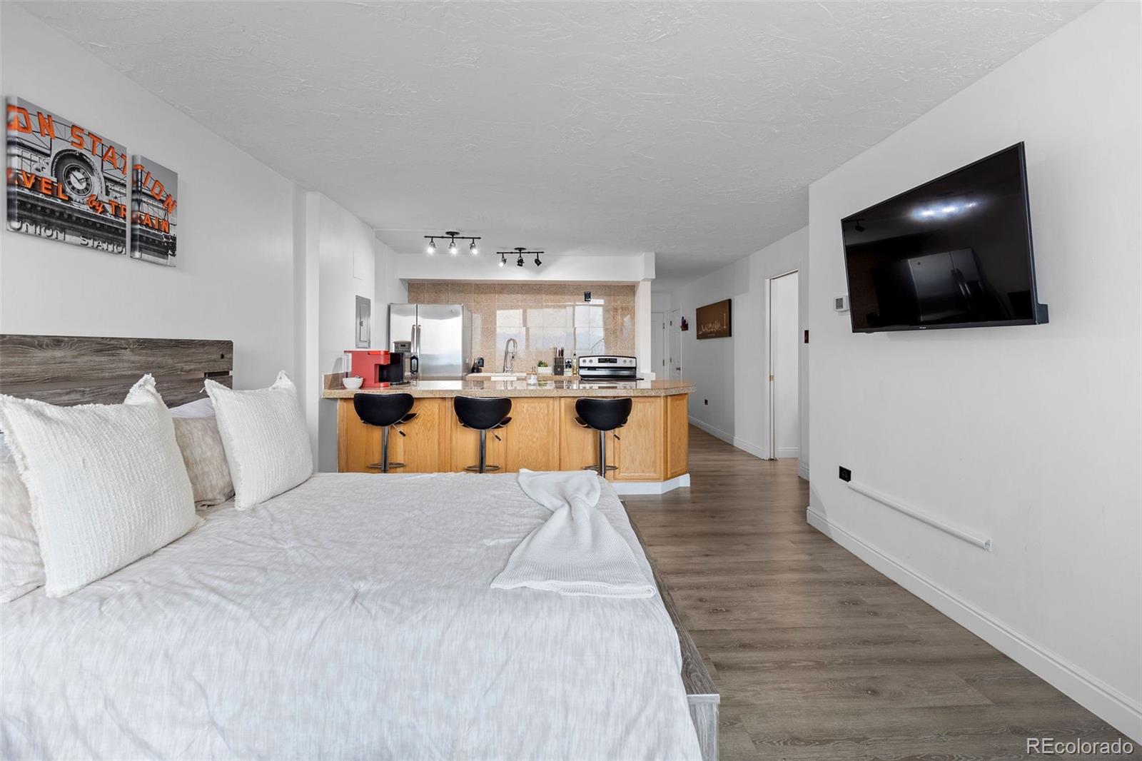 MLS Image #4 for 1020  15th street,denver, Colorado