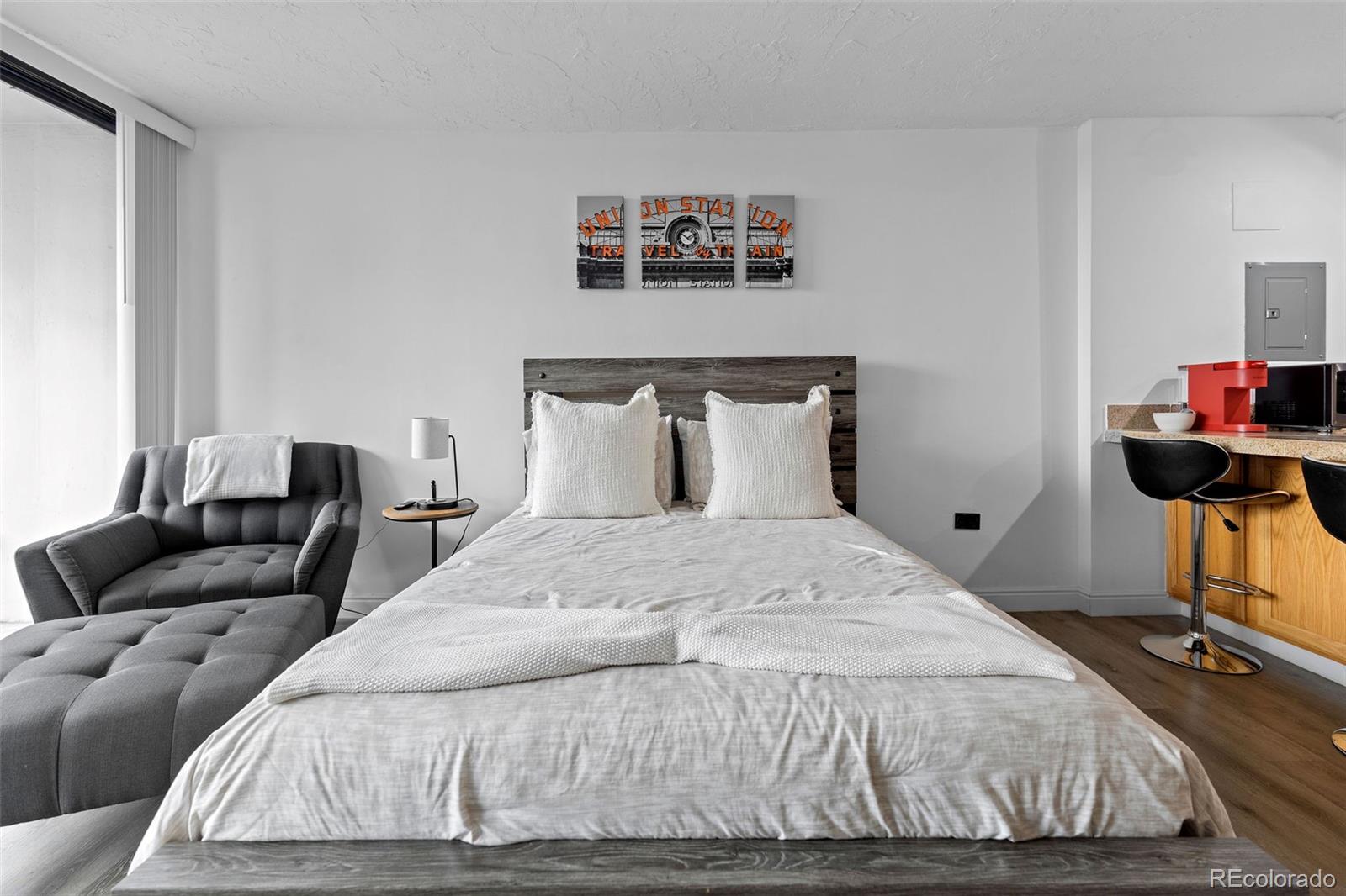 MLS Image #5 for 1020  15th street,denver, Colorado
