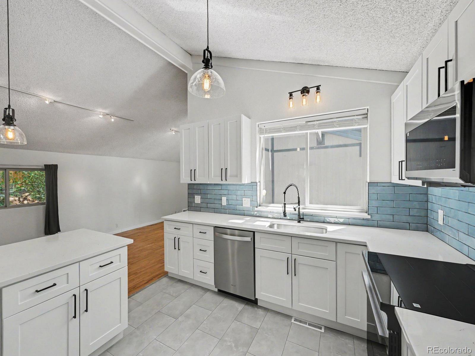 MLS Image #10 for 7645  taft court,arvada, Colorado