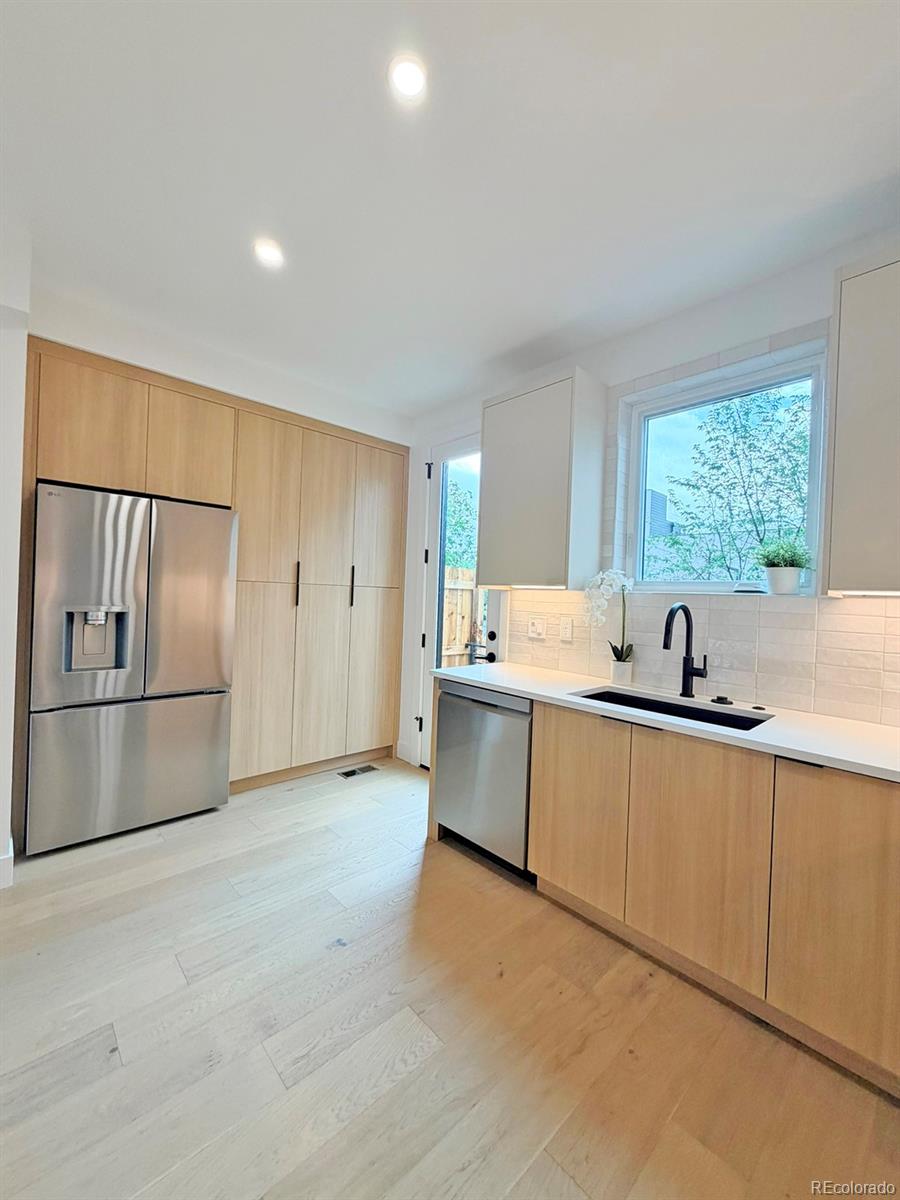 MLS Image #6 for 1259 n stuart street,denver, Colorado