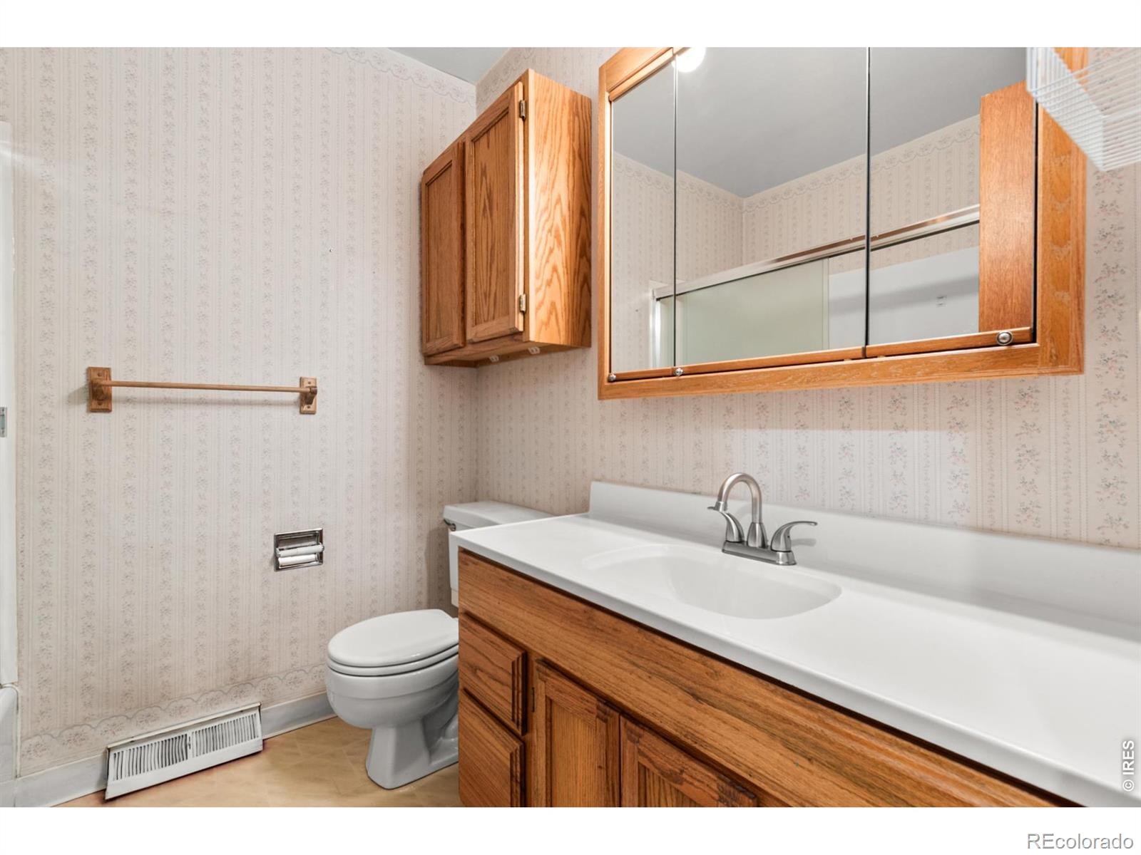 MLS Image #14 for 1931  34th avenue,greeley, Colorado