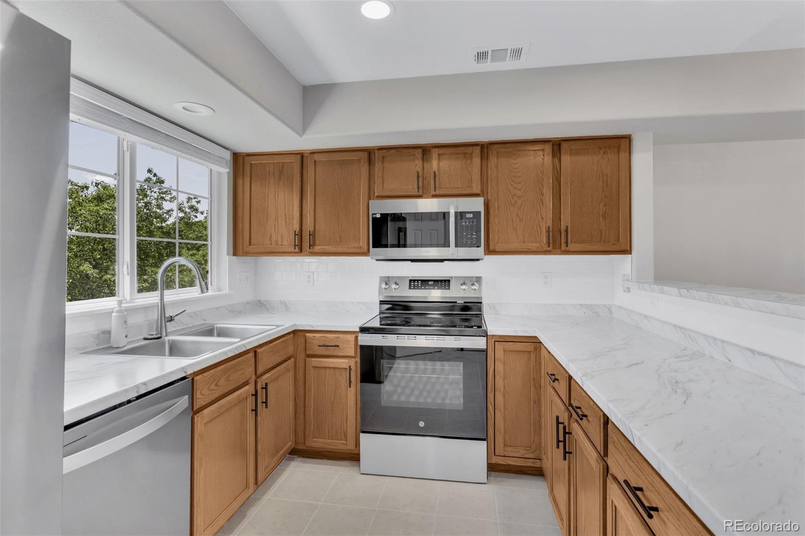 MLS Image #6 for 8199  welby road,denver, Colorado