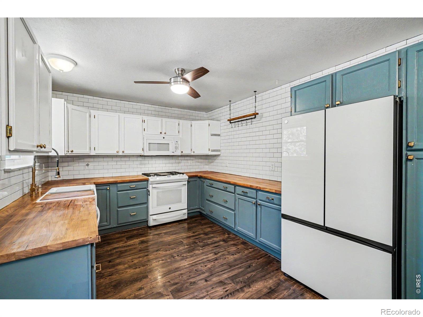 MLS Image #12 for 3134  spinnaker drive,longmont, Colorado