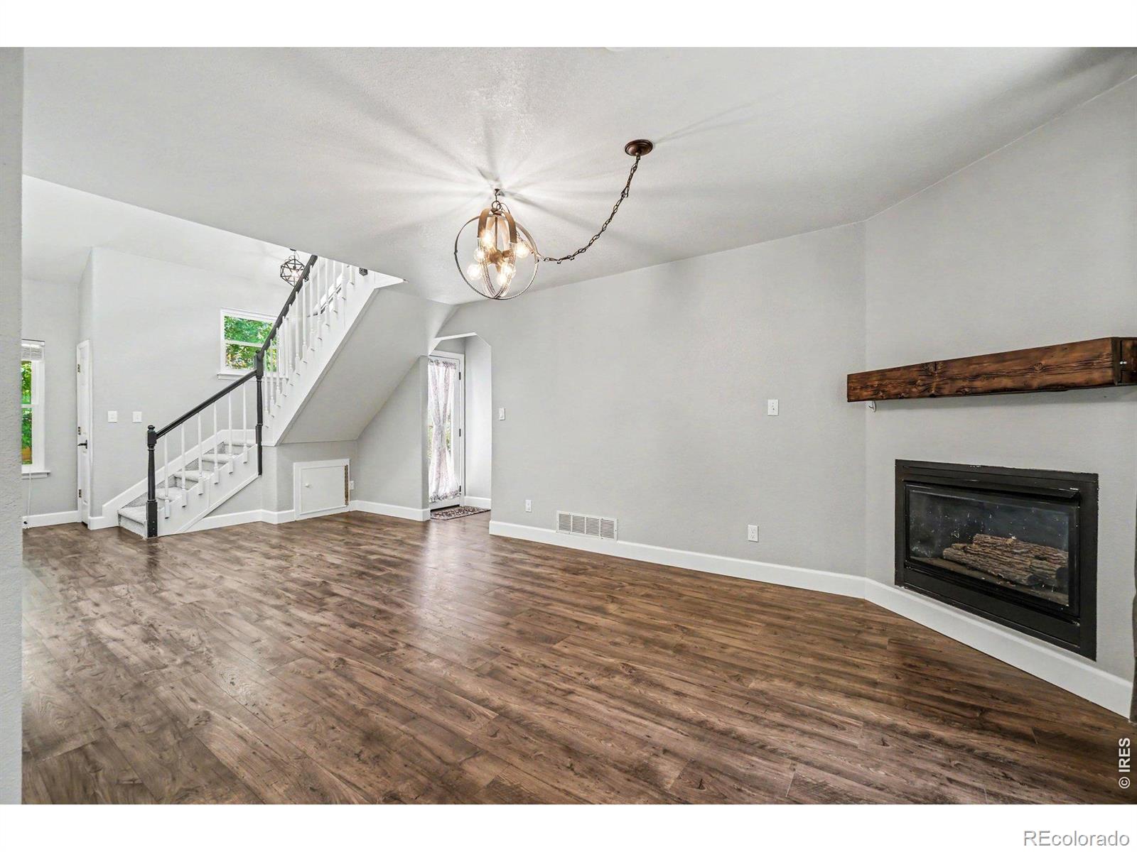 MLS Image #5 for 3134  spinnaker drive,longmont, Colorado