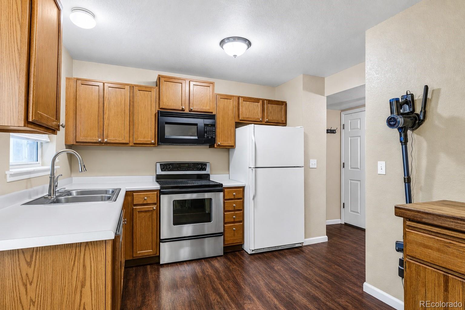 MLS Image #5 for 16211 e 17th place,aurora, Colorado
