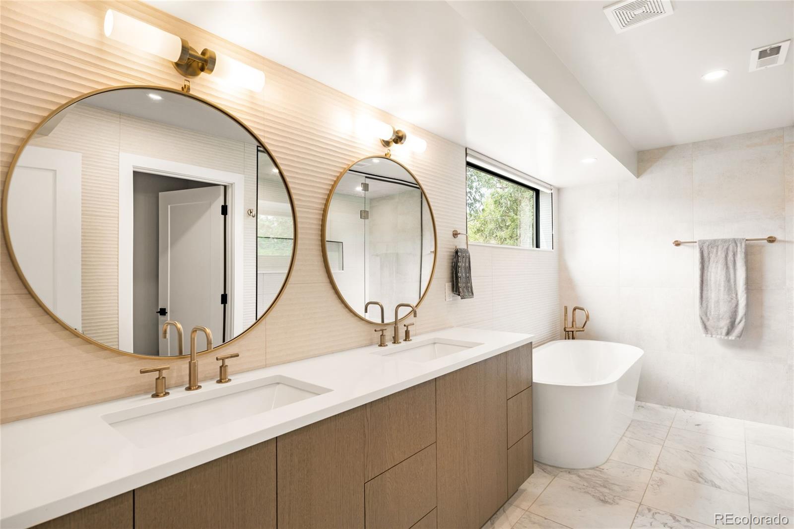 MLS Image #12 for 1719 s gilpin street,denver, Colorado