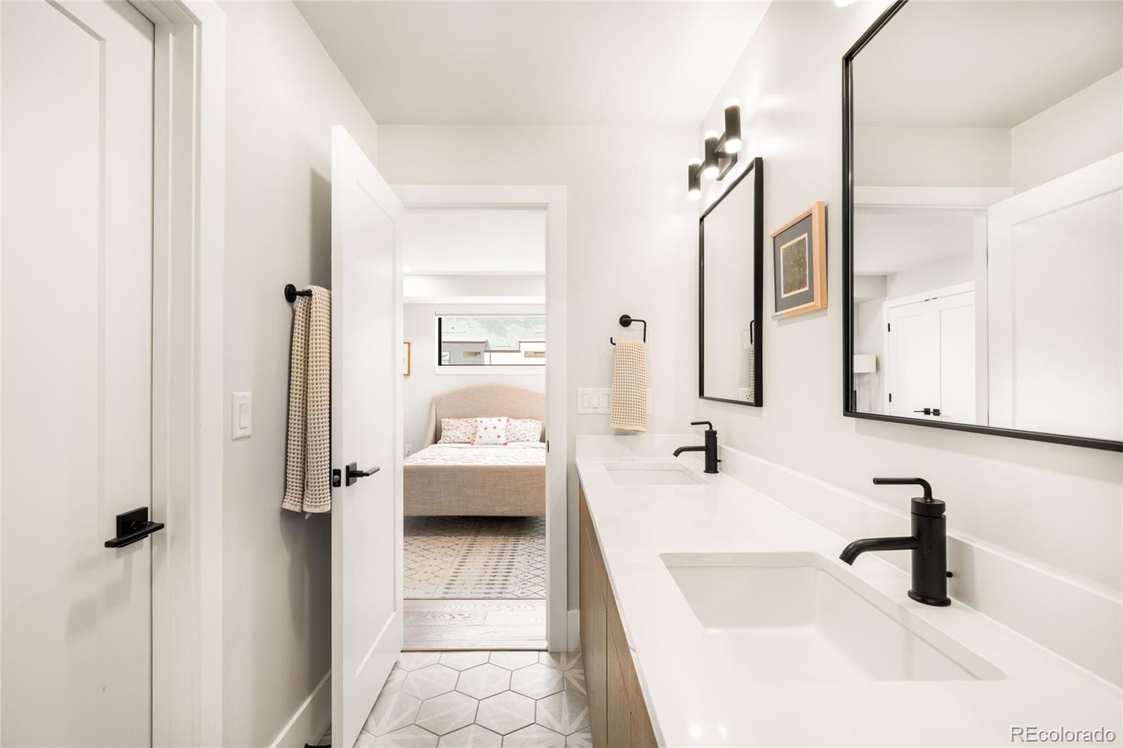 MLS Image #17 for 1719 s gilpin street,denver, Colorado