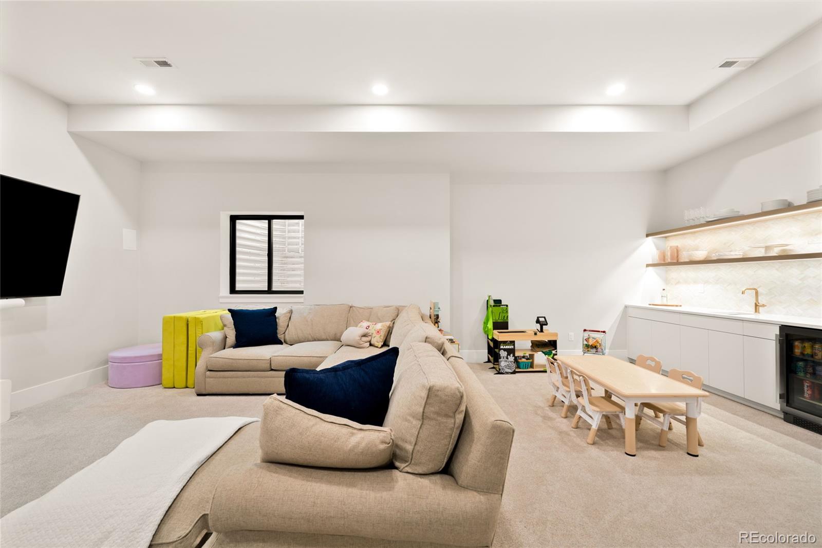 MLS Image #23 for 1719 s gilpin street,denver, Colorado