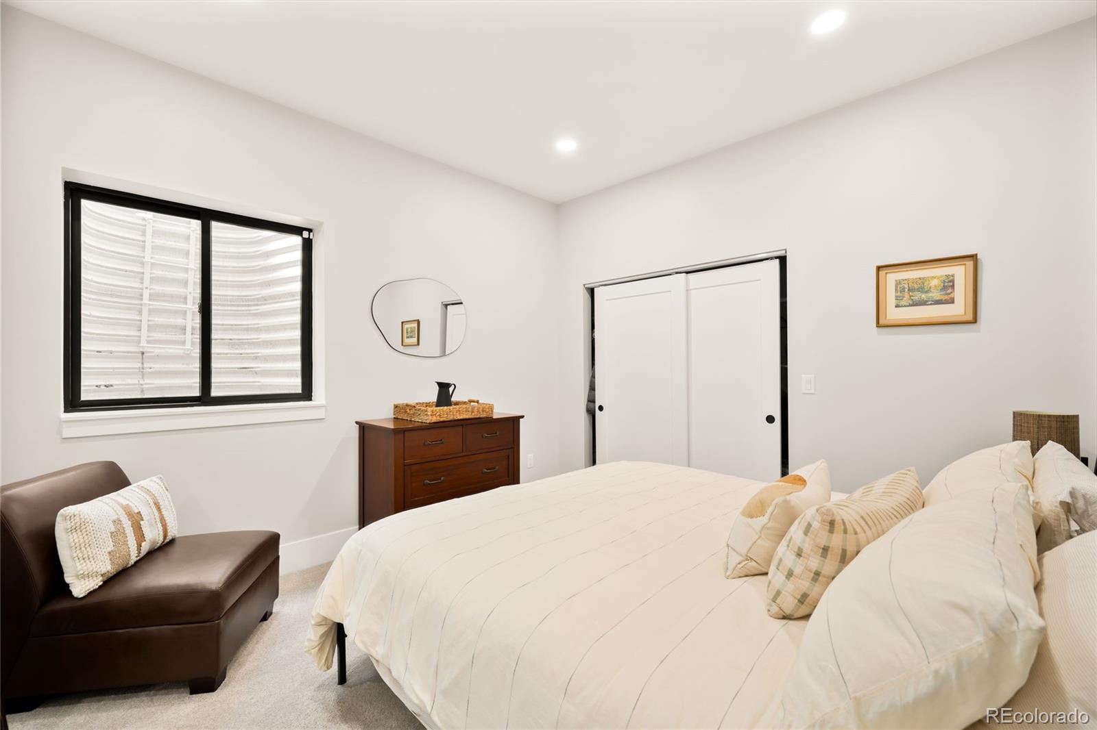 MLS Image #25 for 1719 s gilpin street,denver, Colorado