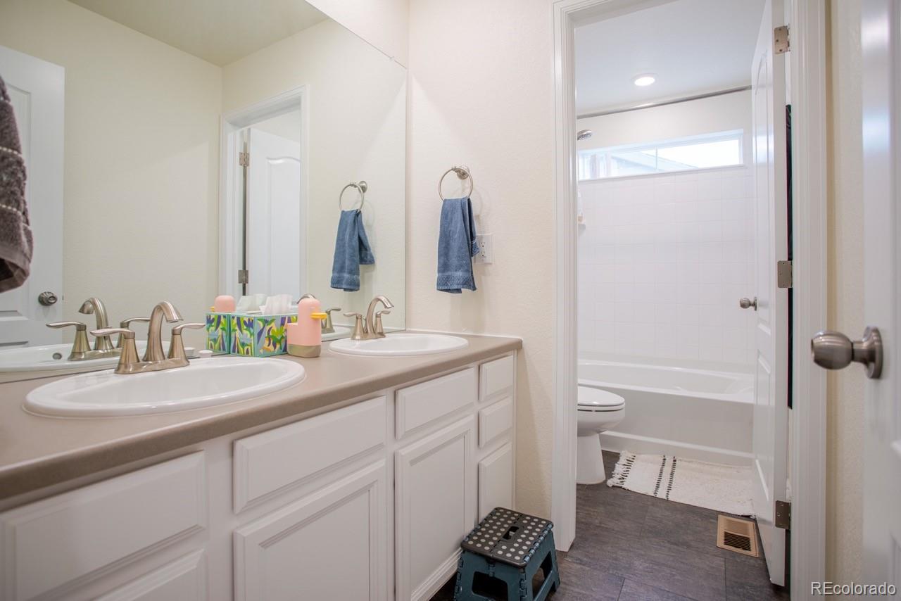MLS Image #18 for 24703 e tennessee place,aurora, Colorado