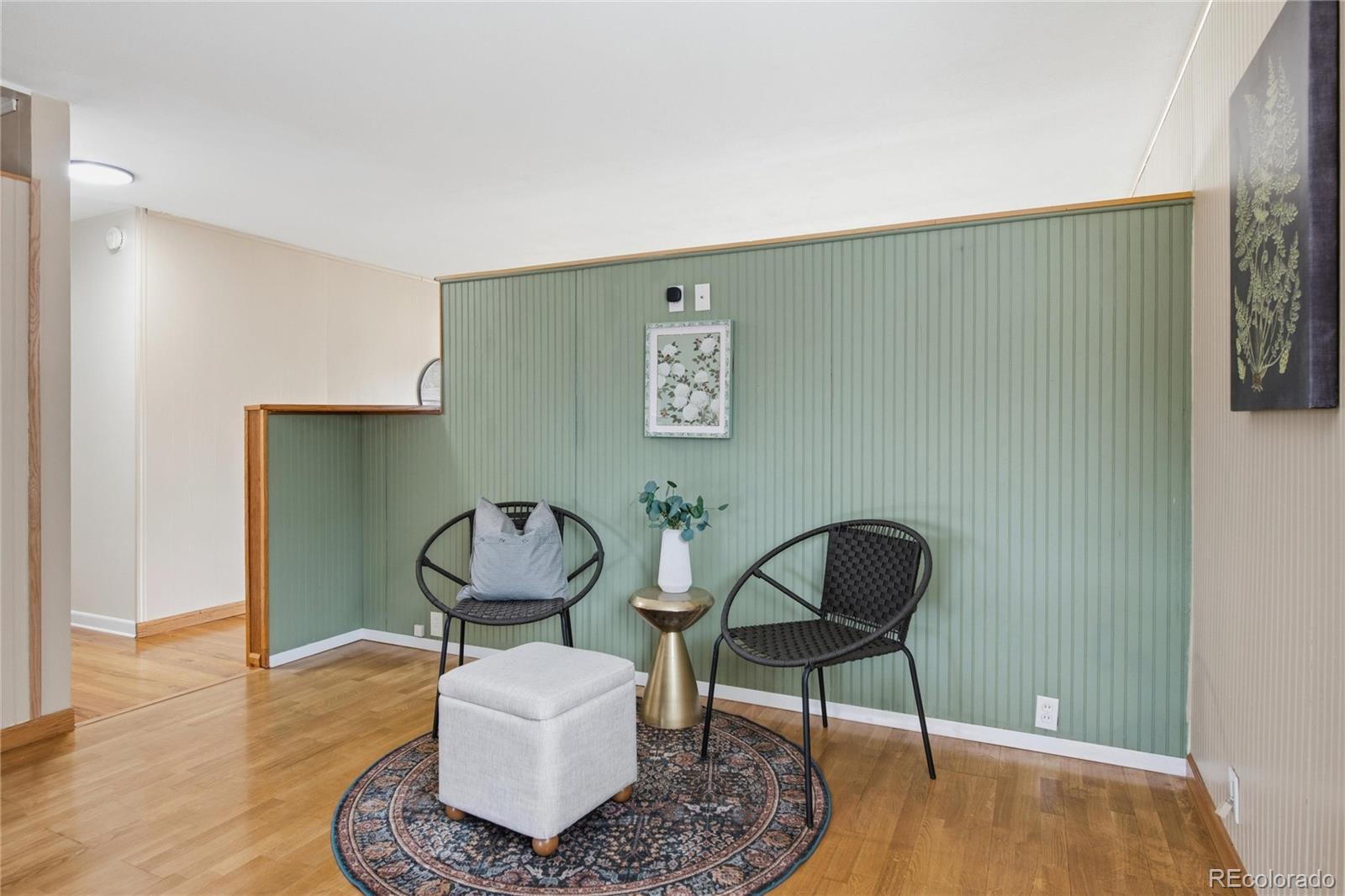 MLS Image #11 for 840  essex drive,denver, Colorado