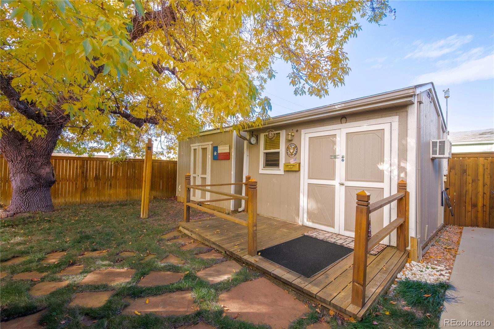 MLS Image #36 for 840  essex drive,denver, Colorado