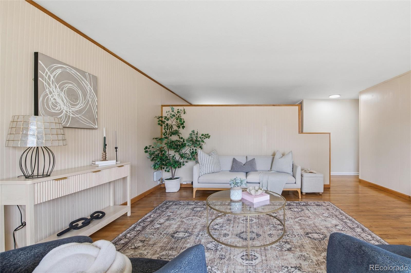 MLS Image #6 for 840  essex drive,denver, Colorado