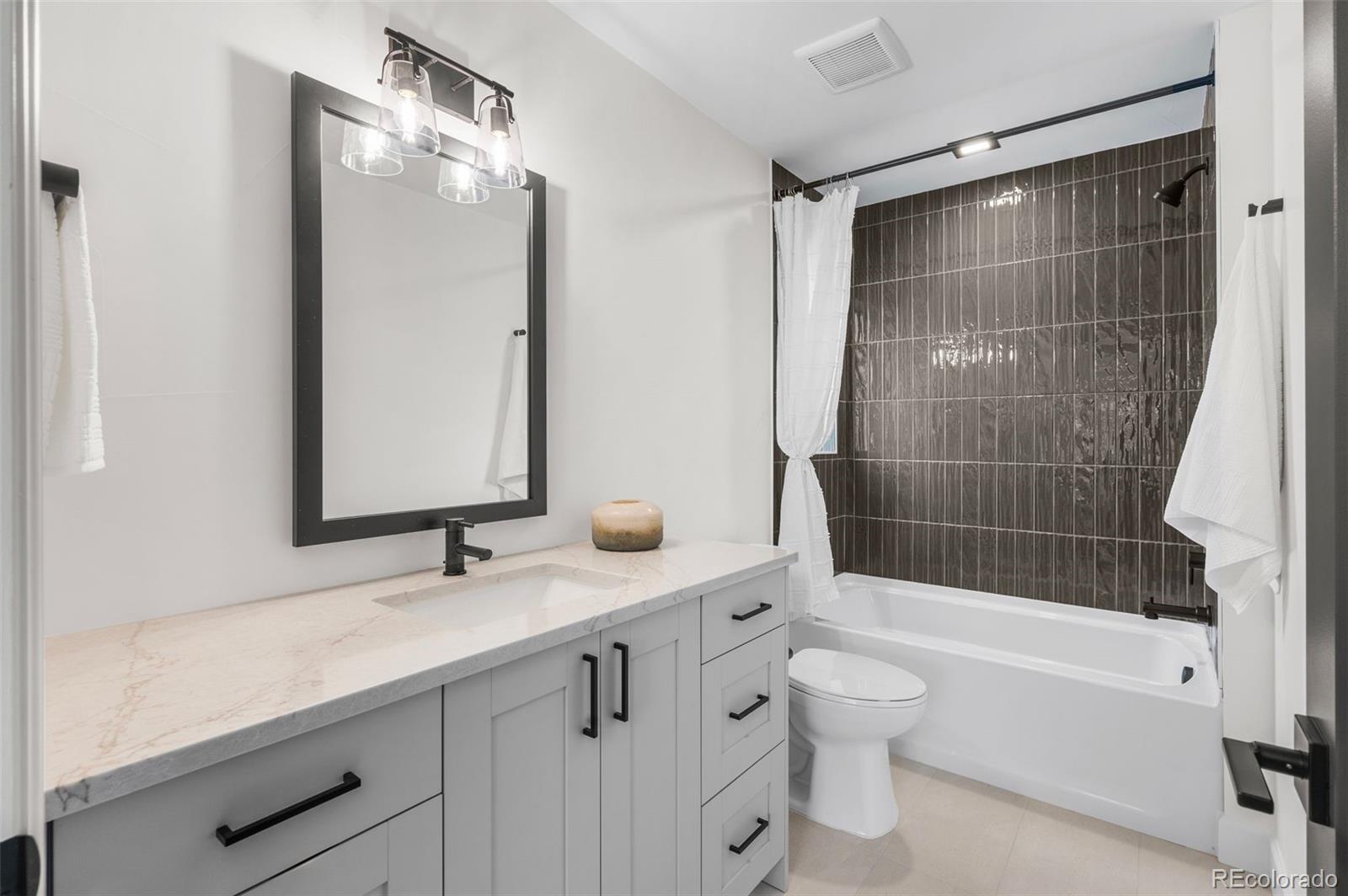 MLS Image #14 for 535  josephine street,denver, Colorado