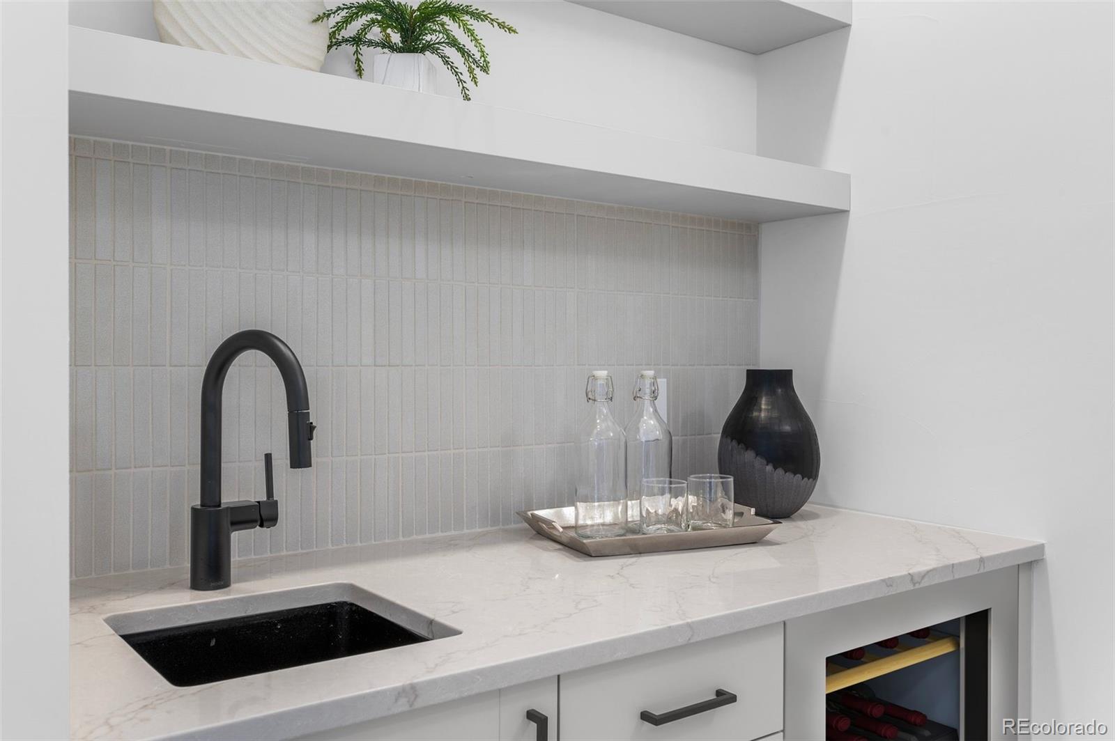 MLS Image #18 for 535  josephine street,denver, Colorado