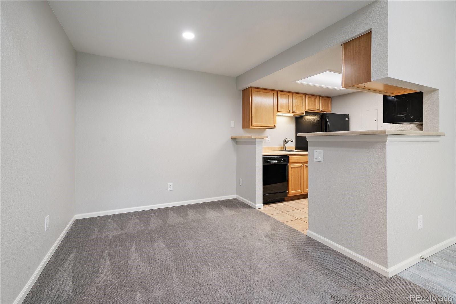 MLS Image #5 for 10293 e peakview avenue,englewood, Colorado