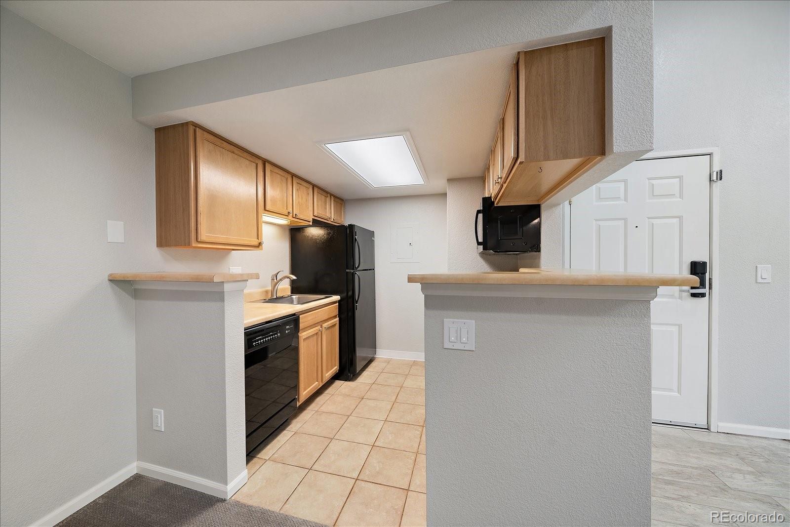 MLS Image #7 for 10293 e peakview avenue,englewood, Colorado