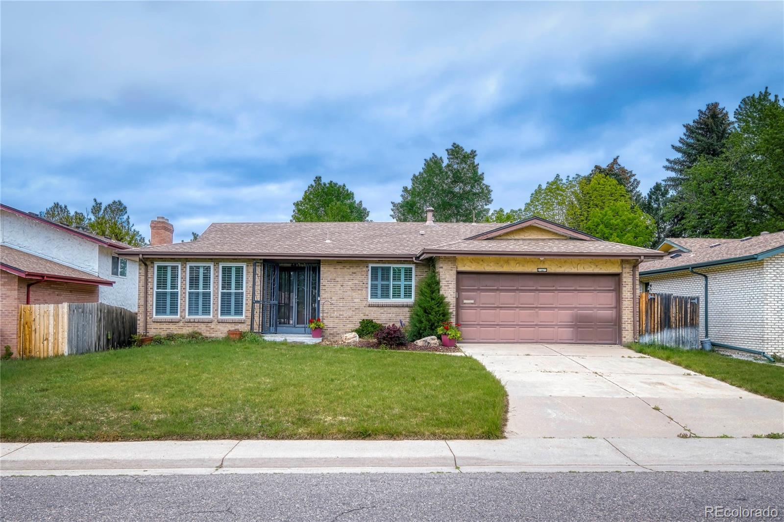 MLS Image #2 for 241 s leyden street,denver, Colorado