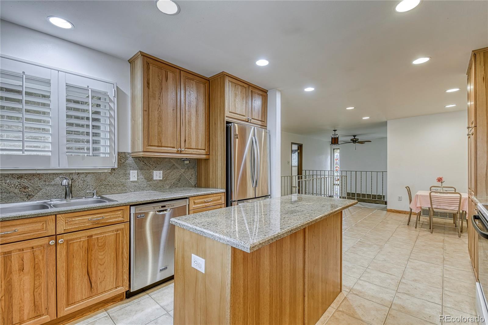 MLS Image #5 for 241 s leyden street,denver, Colorado
