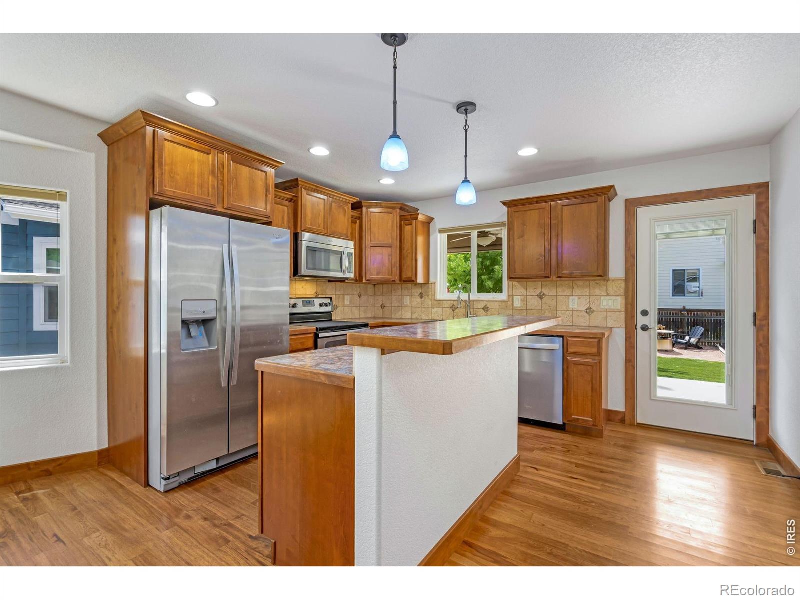 MLS Image #8 for 565  pyramid peak street,berthoud, Colorado