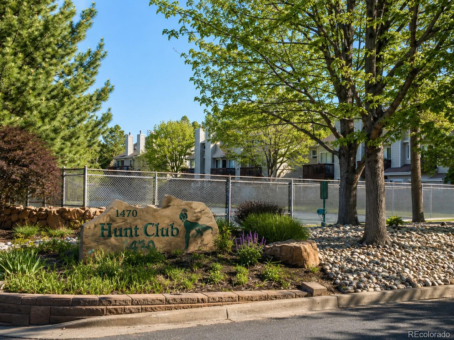MLS Image #6 for 1470 s quebec way 41,denver, Colorado