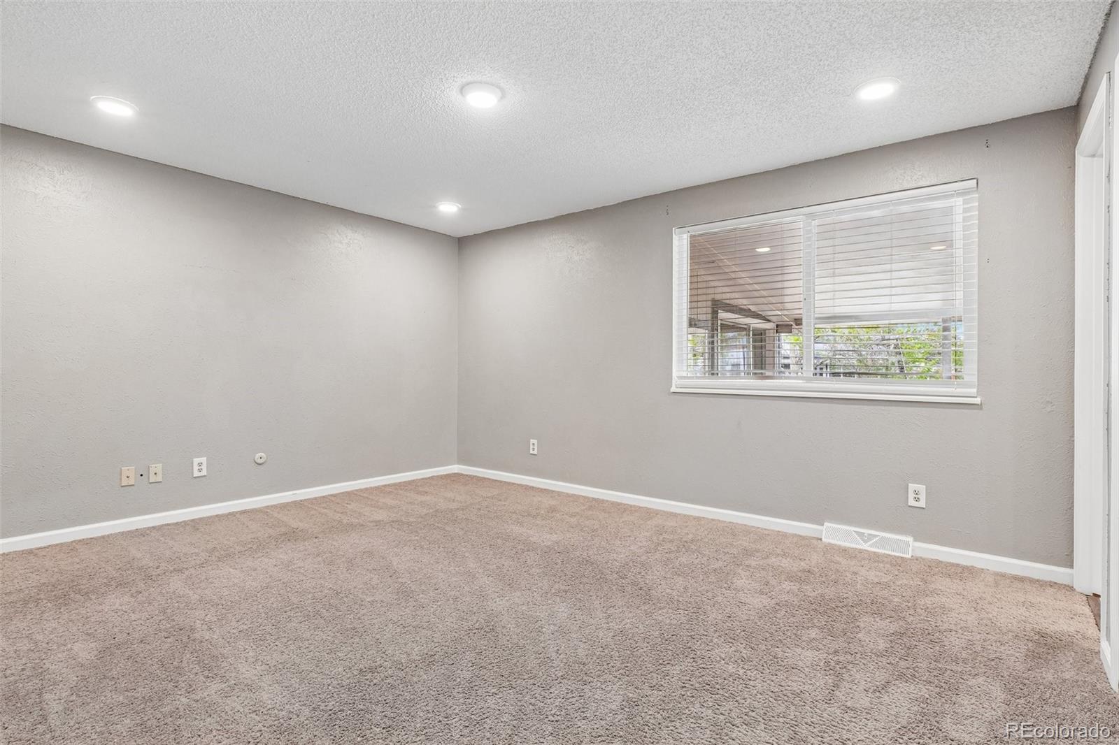 MLS Image #18 for 9339 w 76th avenue,arvada, Colorado