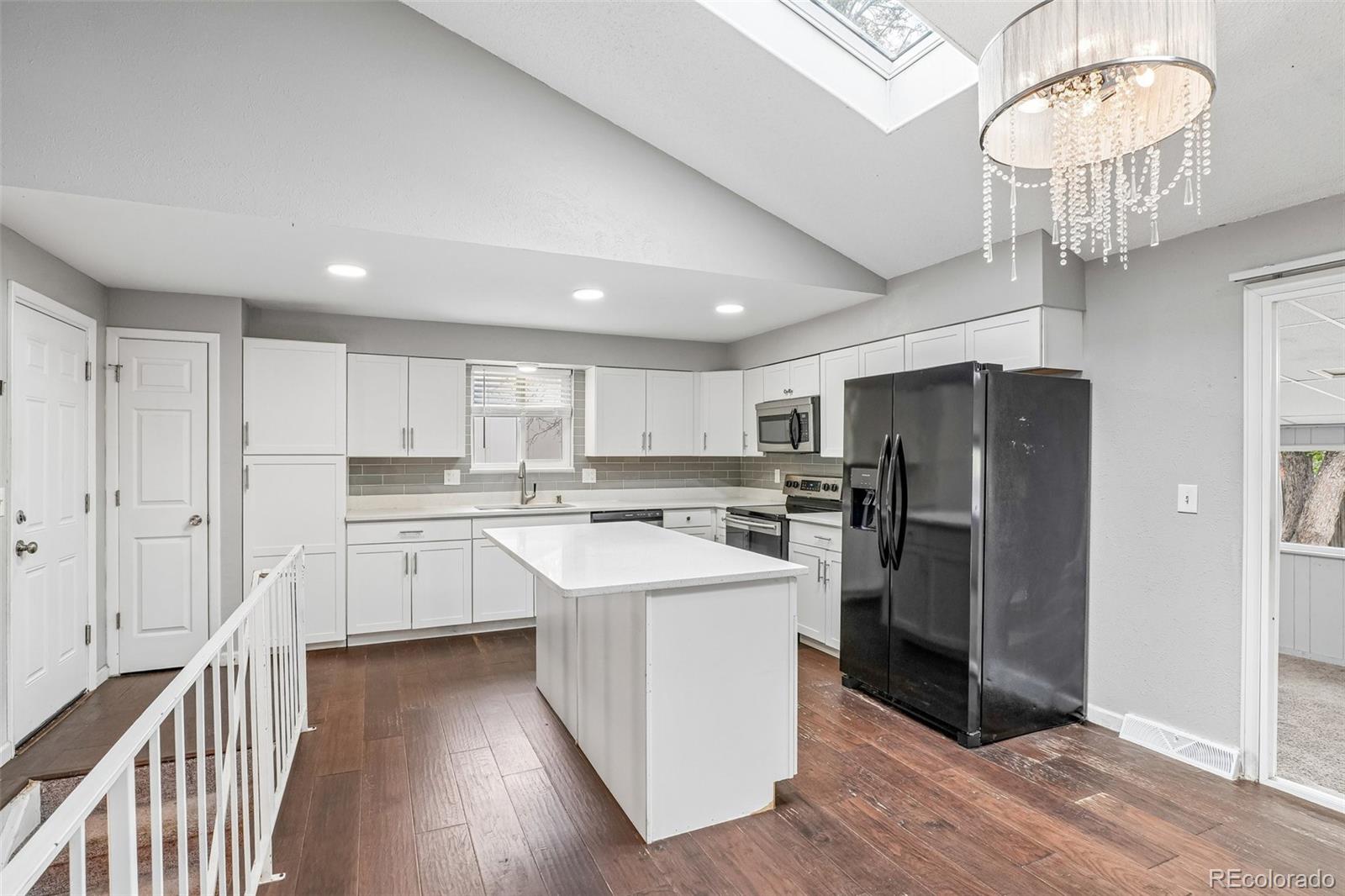 MLS Image #7 for 9339 w 76th avenue,arvada, Colorado