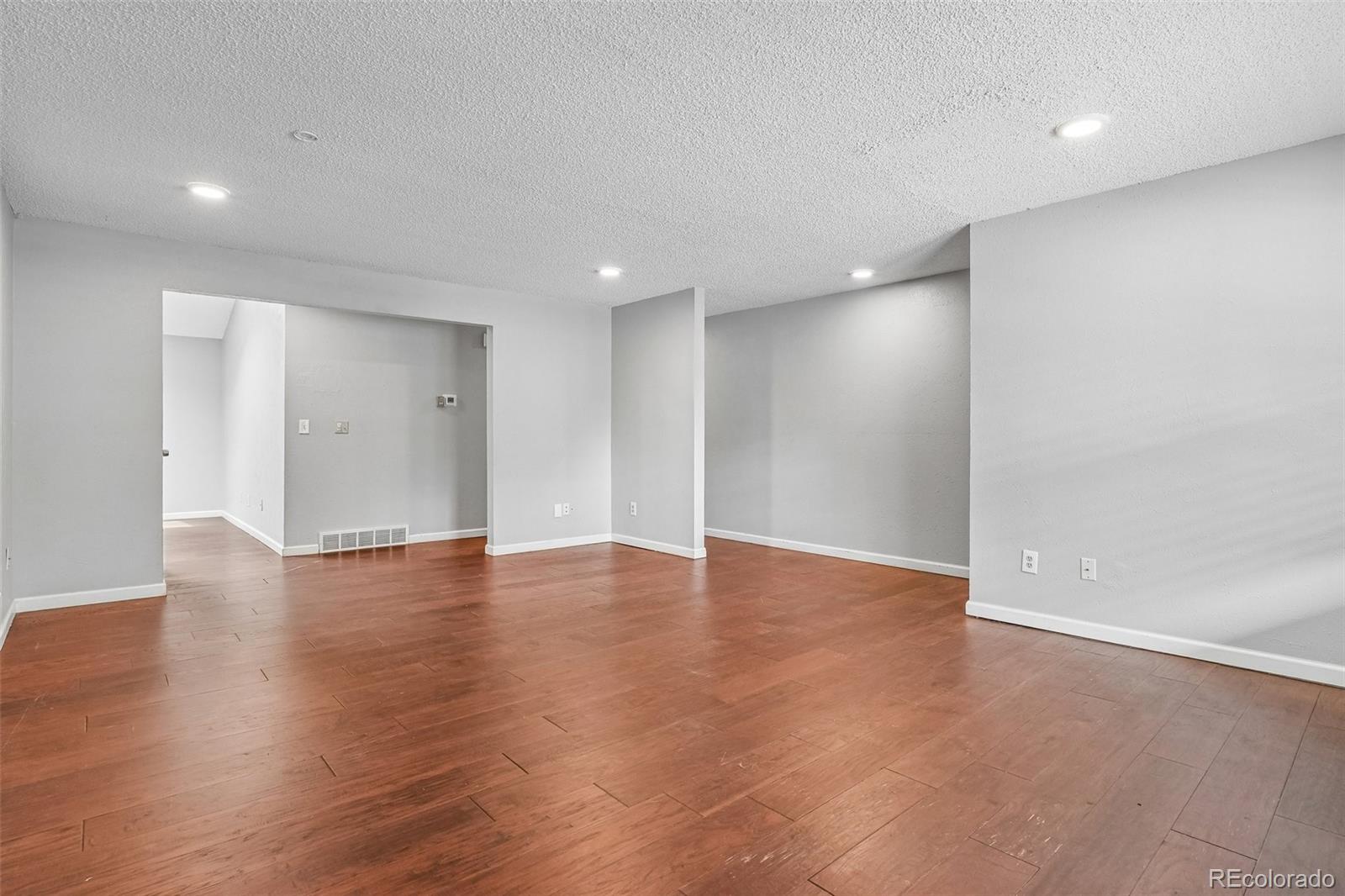 MLS Image #9 for 9339 w 76th avenue,arvada, Colorado