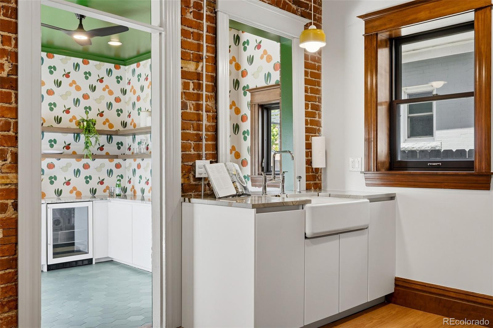 MLS Image #14 for 509 n pennsylvania street,denver, Colorado