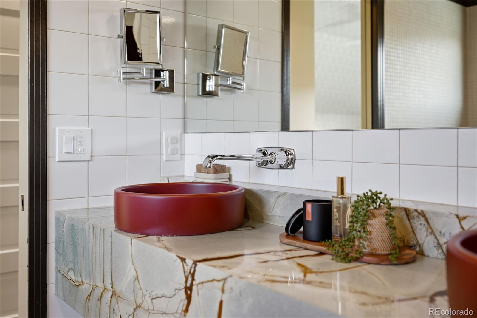 MLS Image #24 for 509 n pennsylvania street,denver, Colorado