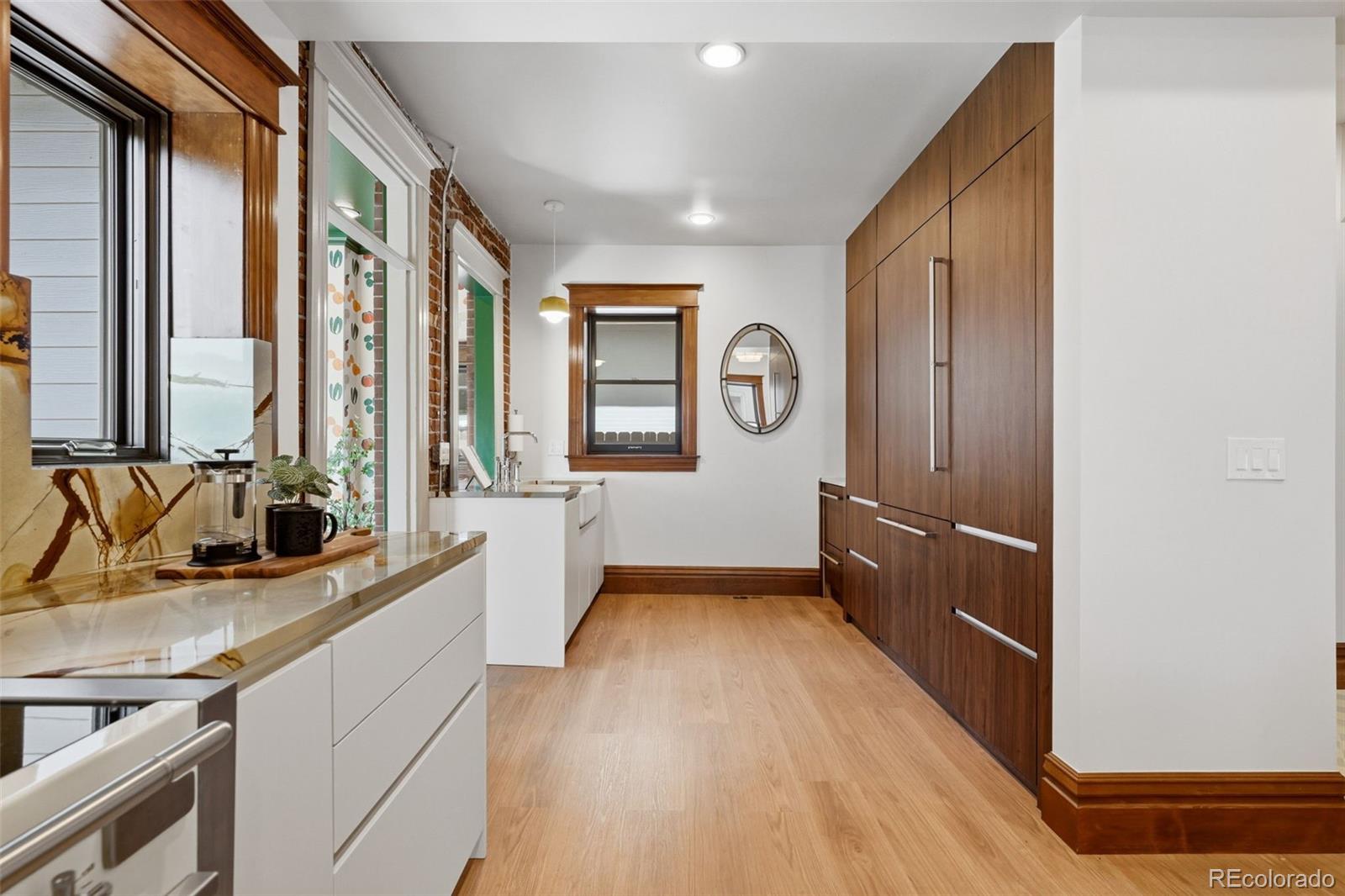 MLS Image #6 for 509 n pennsylvania street,denver, Colorado