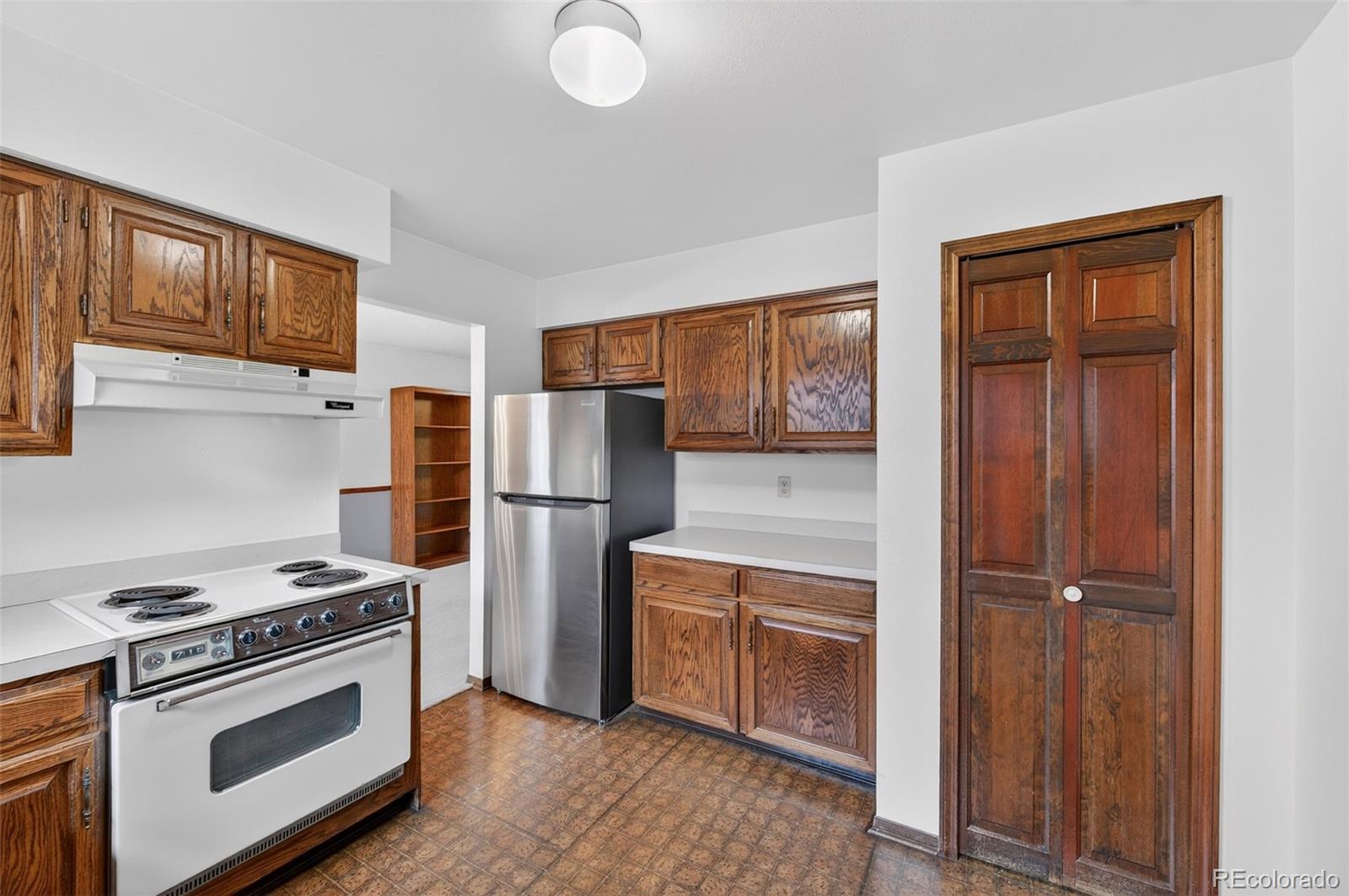 MLS Image #11 for 8672 e amherst drive f,denver, Colorado