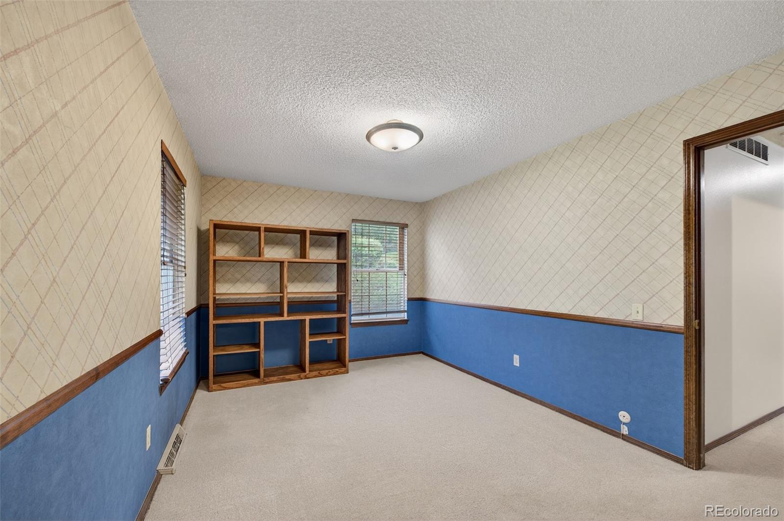 MLS Image #9 for 8672 e amherst drive f,denver, Colorado