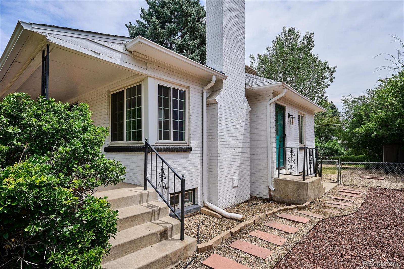 MLS Image #26 for 1718  newport street,denver, Colorado